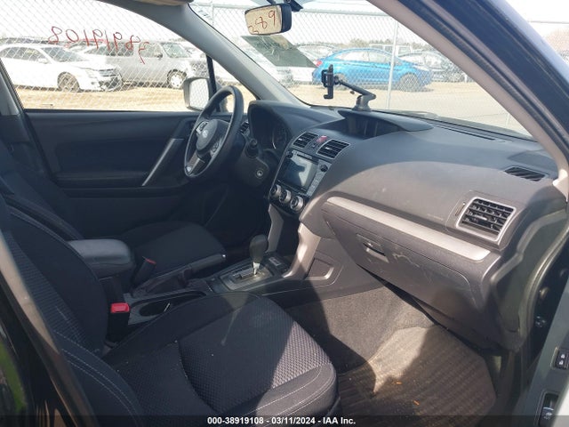 Subaru Forester 2.5i Premium 2017 JF2SJAEC9HH416688 Image 5