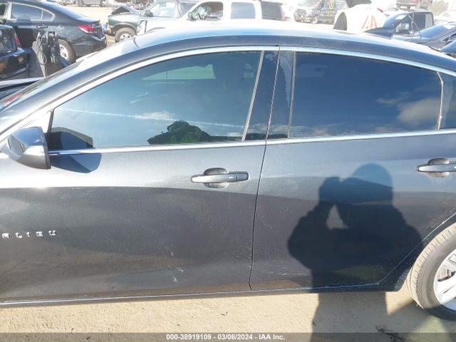 Chevrolet MALIBU LT 2018 1G1ZD5ST4JF128362 Image 15