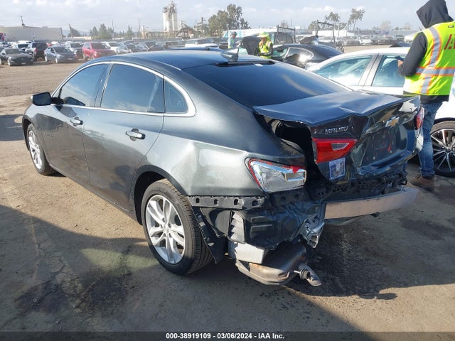 Chevrolet MALIBU LT 2018 1G1ZD5ST4JF128362 Image 3