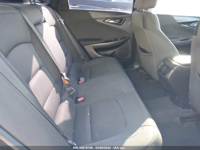 Chevrolet MALIBU LT 2018 1G1ZD5ST4JF128362 Image 8