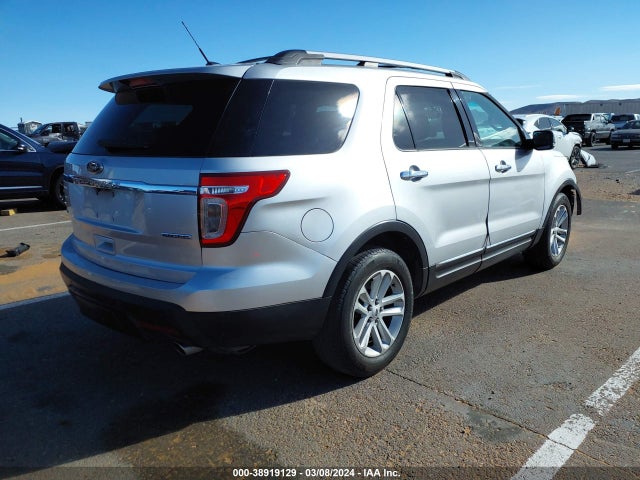 Ford EXPLORER XLT 2014 1FM5K7D82EGA22374 Image 4