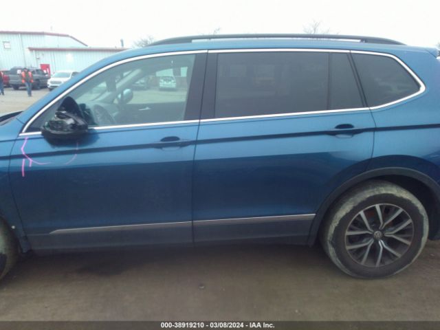 3VV2B7AXXLM029631 Volkswagen Tiguan