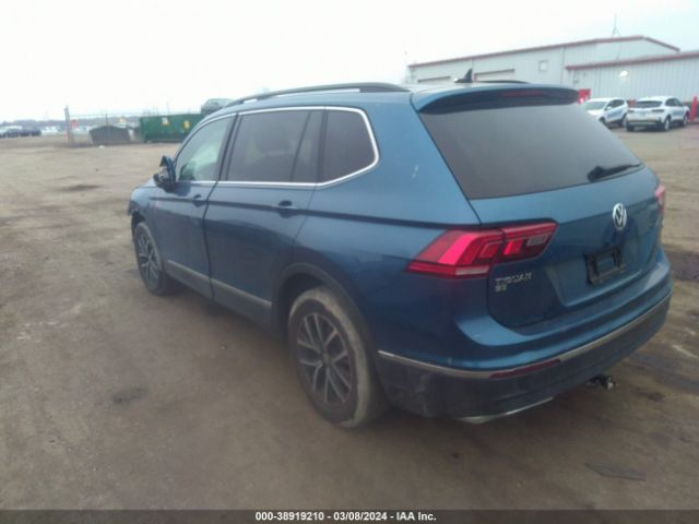 3VV2B7AXXLM029631 Volkswagen Tiguan