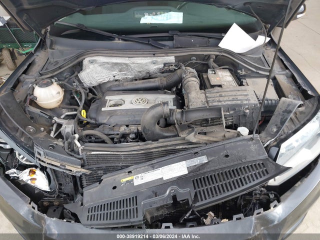 WVGAV7AX6HK052027 Volkswagen Tiguan 2.0t/2.0t S