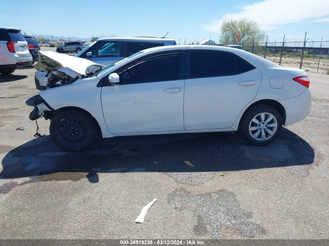 Toyota COROLLA LE 2015 5YFBURHEXFP360201 Image 15