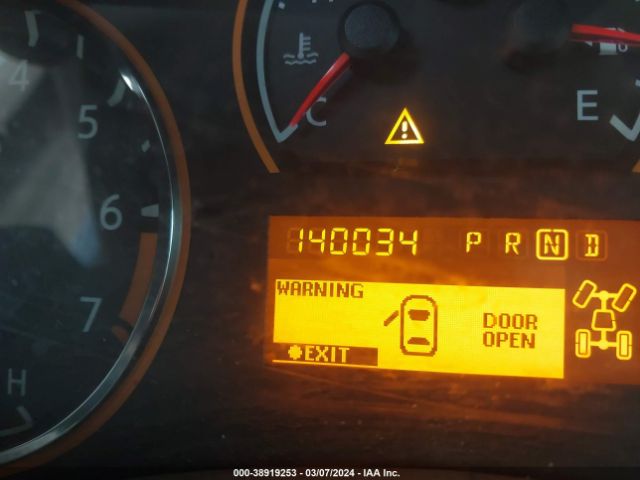5N1AA0NE2EN603608 Nissan Armada Platinum