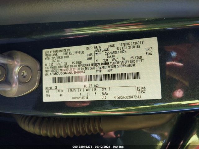1FMCU0G63NUB48067 Ford ESCAPE SE