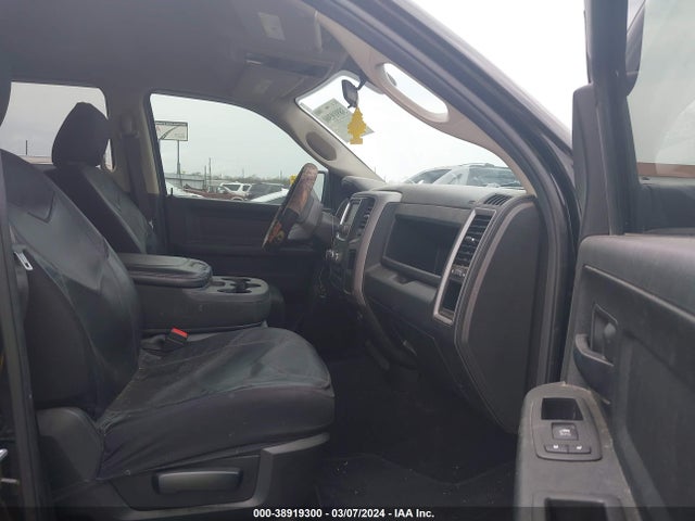 3C6RR6KT8MG526604 RAM 1500 Classic Tradesman  4x2 5'7 Box