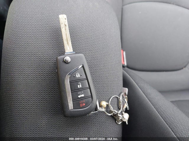 Toyota COROLLA LE 2022 JTDEPMAE1NJ228383 Image 11