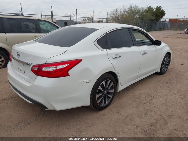 Nissan Altima 2.5 S 2017 1N4AL3AP2HC495259 Image 4