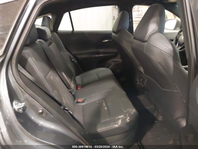 Toyota Venza Limited 2022 JTEAAAAHXNJ096020 Image 8