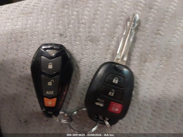 Toyota CAMRY LE 2015 4T4BF1FK3FR446068 Image 11