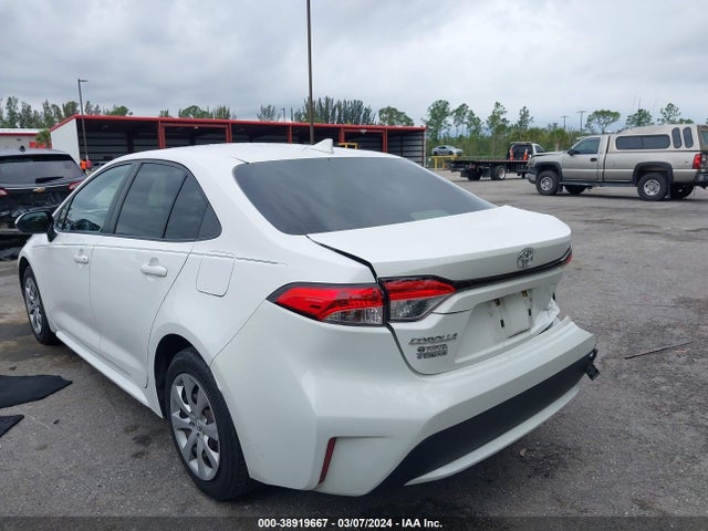 Toyota COROLLA LE 2021 JTDEPMAEXMJ127695 Image 3