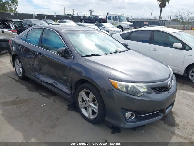Toyota CAMRY SE 2014 4T1BF1FK5EU747255 Image 1
