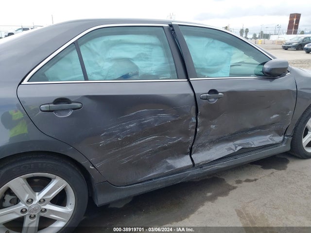 Toyota CAMRY SE 2014 4T1BF1FK5EU747255 Image 6
