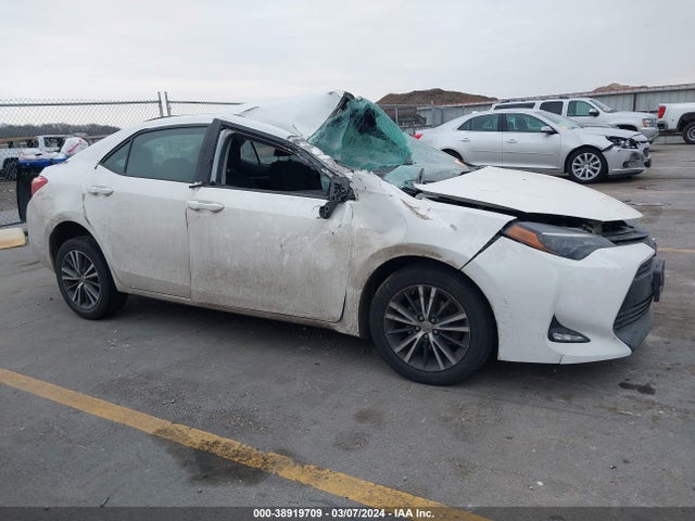 Toyota COROLLA LE 2017 5YFBURHE7HP591561 Image 14