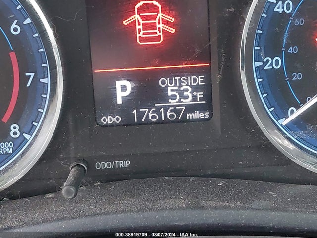 Toyota COROLLA LE 2017 5YFBURHE7HP591561 Image 16