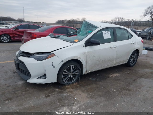 Toyota COROLLA LE 2017 5YFBURHE7HP591561 Image 2