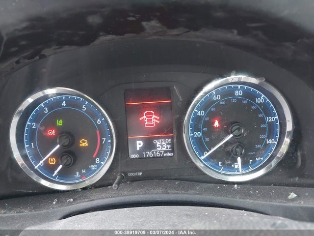 Toyota COROLLA LE 2017 5YFBURHE7HP591561 Image 7
