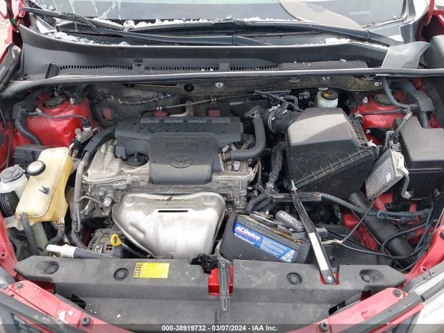 Toyota RAV4 LE 2015 JTMBFREV5FJ025575 Image 10