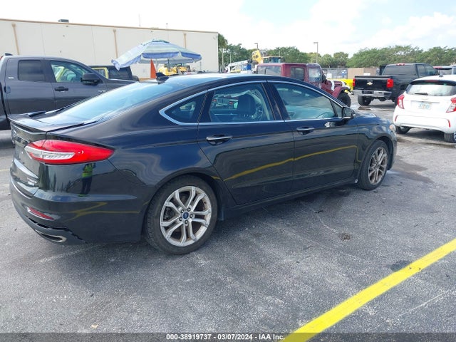 Ford Fusion Titanium 2020 3FA6P0D9XLR151453 Image 4