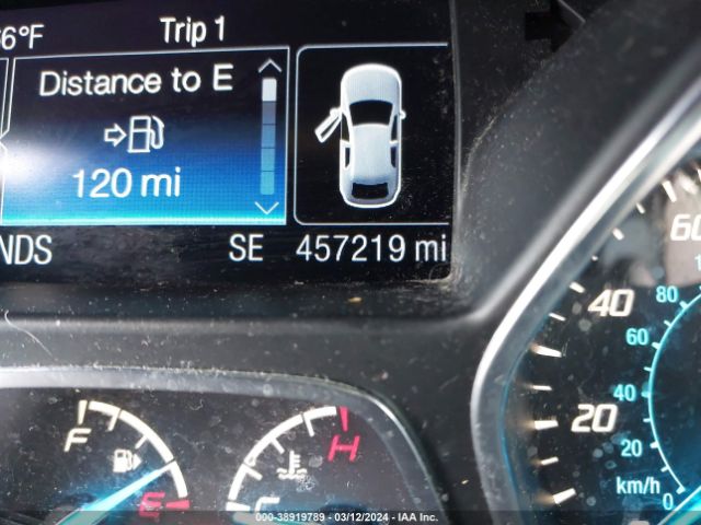 1FMCU0J92EUA39943 Ford Escape Titanium