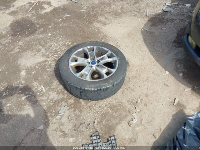 1FMCU0J92EUA39943 Ford Escape Titanium