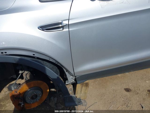 1FMCU0J92EUA39943 Ford Escape Titanium