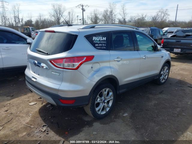 1FMCU0J92EUA39943 Ford Escape Titanium