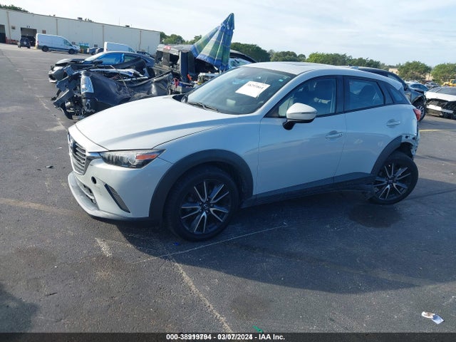Mazda Cx-3 Touring 2018 JM1DKDC79J0324416 Image 2