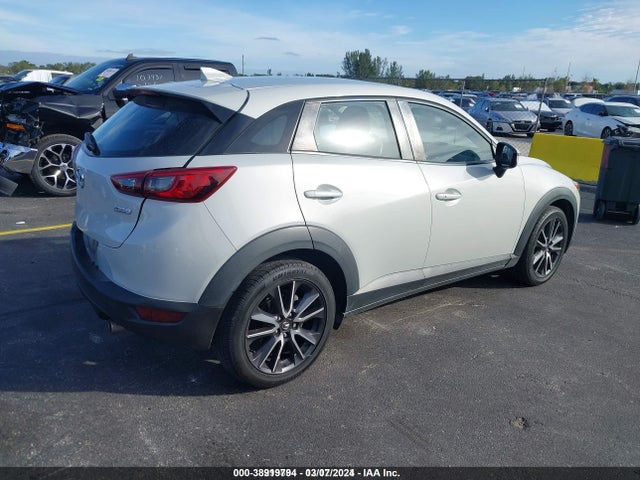 Mazda Cx-3 Touring 2018 JM1DKDC79J0324416 Image 4