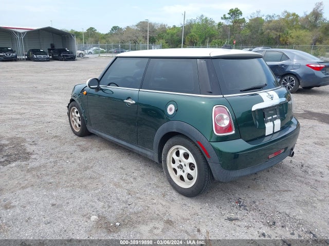 2012 MINI COOPER WMWSU3C51CT264284 Photo 2