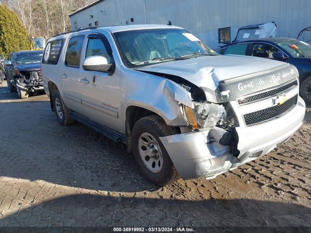 Chevrolet Suburban 1500 Lt 2014 1GNSKJE71ER192294 главное изображение