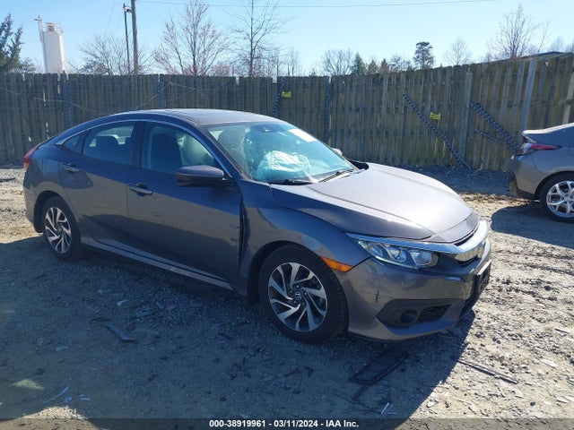 Honda CIVIC EX 2018 2HGFC2F82JH553810 Image 1