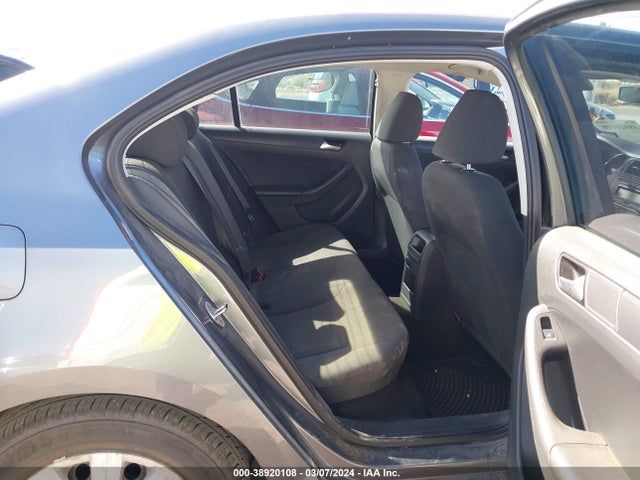 3VW2K7AJ2FM416721 Volkswagen Jetta 2.0l S