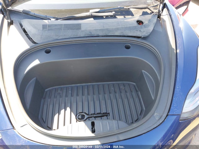 Tesla Model 3 Long Range Dual Motor All-wheel Drive 2022 5YJ3E1EB4NF183684 Image 10