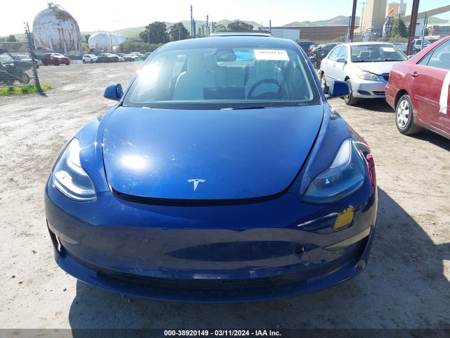 Tesla Model 3 Long Range Dual Motor All-wheel Drive 2022 5YJ3E1EB4NF183684 Image 11