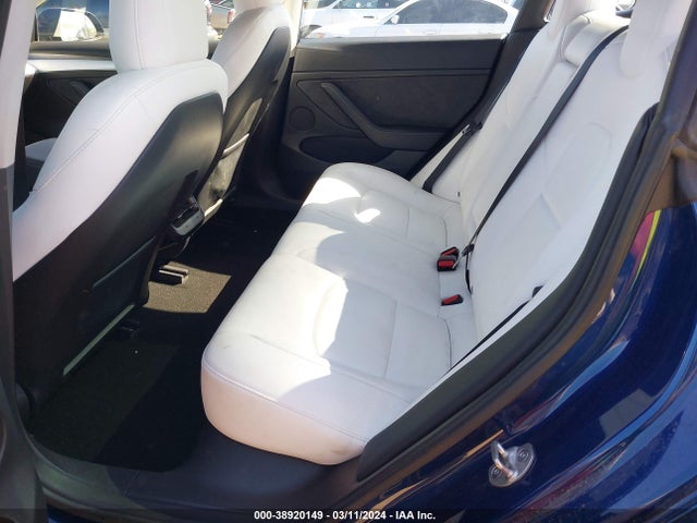 Tesla Model 3 Long Range Dual Motor All-wheel Drive 2022 5YJ3E1EB4NF183684 Image 8