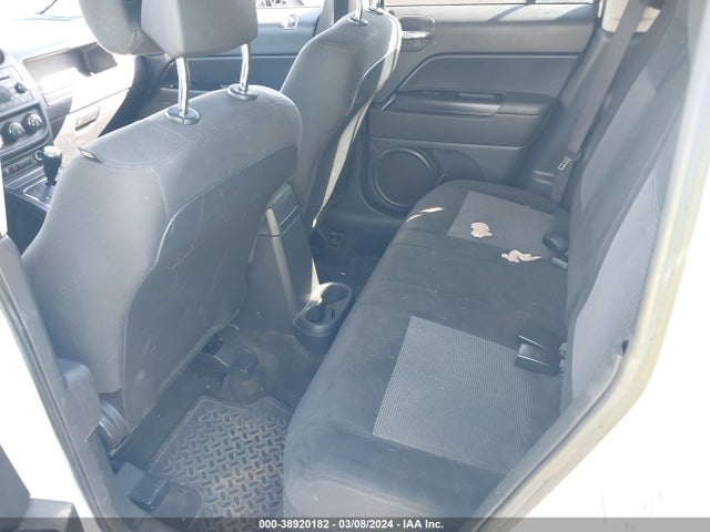 1C4NJRBB6HD212640 Jeep Patriot Sport 4x4