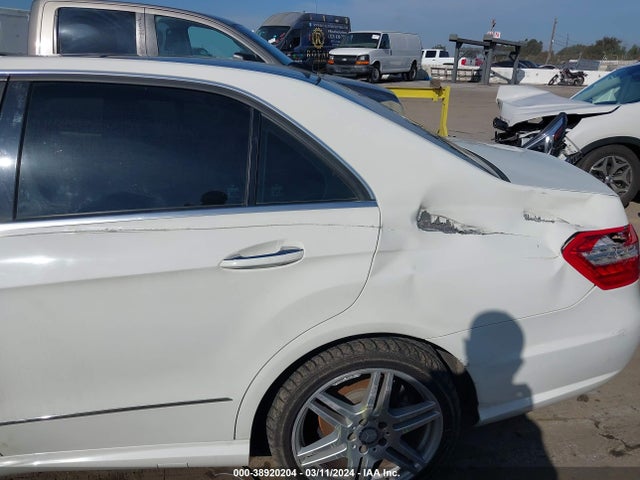 2010 MERCEDES-BENZ E 350 4MATIC VIN: WDDHF8HB6AA205913