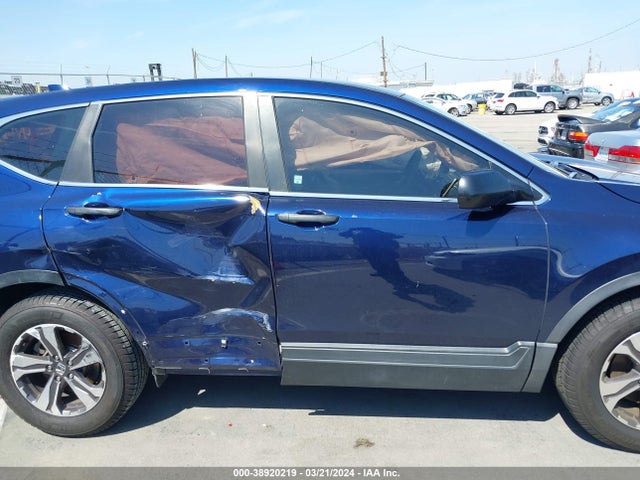 Honda CR-V LX 2017 7FARW5H30HE000471 Image 13