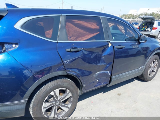 Honda CR-V LX 2017 7FARW5H30HE000471 Image 6