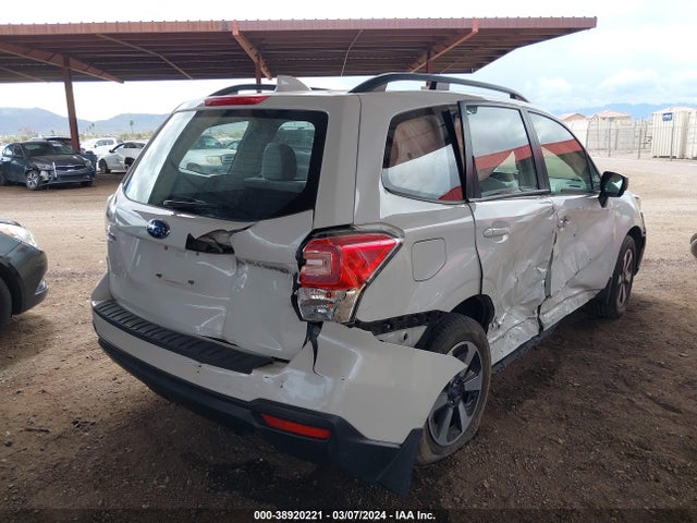 Subaru Forester 2.5i 2018 JF2SJABC7JH466063 Image 4