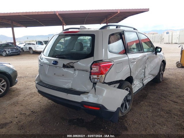 Subaru Forester 2.5i 2018 JF2SJABC7JH466063 Image 6