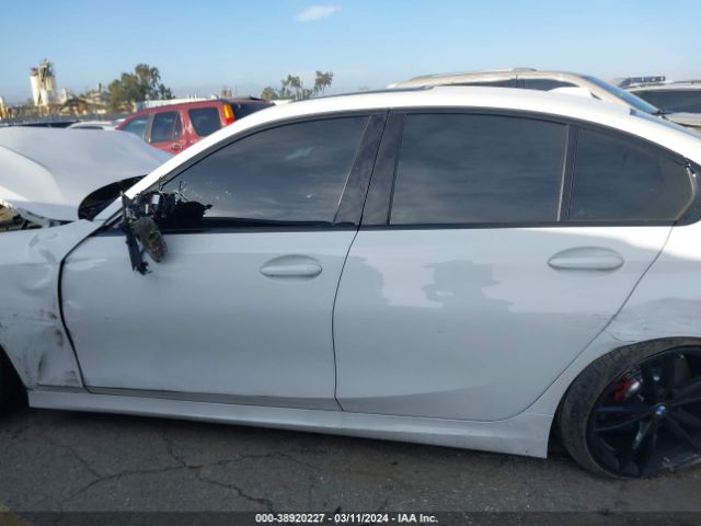 3MW69FF04R8E12335 BMW 3 Series 330i