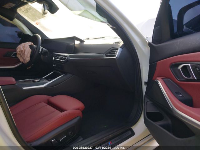 3MW69FF04R8E12335 BMW 3 Series 330i