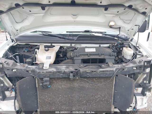 Chevrolet Express 2500 Work Van 2019 1GCWGBFP8K1159738 Image 10