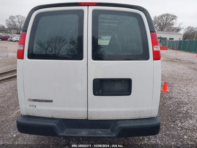 Chevrolet Express 2500 Work Van 2019 1GCWGBFP8K1159738 Image 16