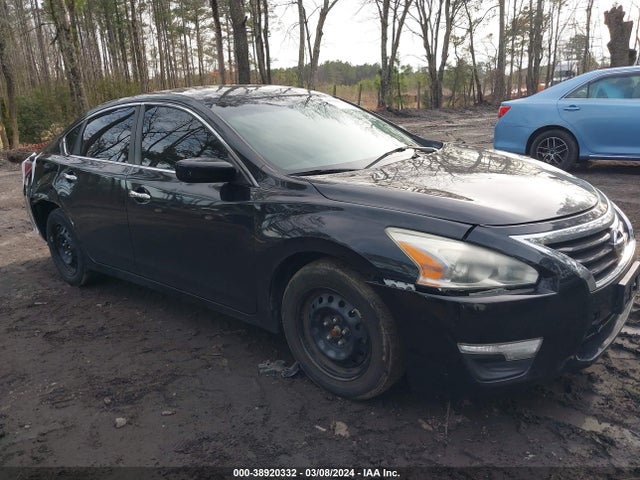 Nissan Altima 2.5 S 2015 1N4AL3AP3FC232372 Image 1