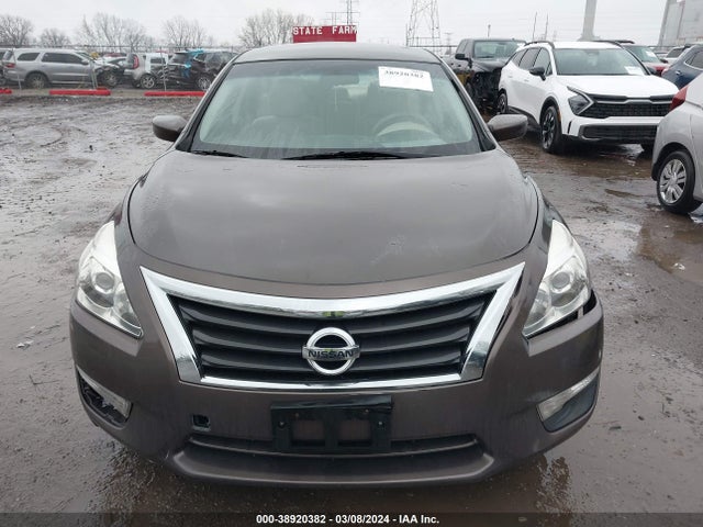 Nissan Altima 2.5 S 2015 1N4AL3AP8FN911686 Image 12
